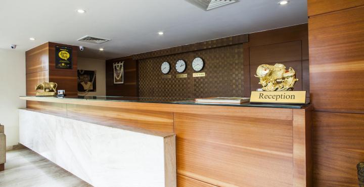 Hotel Le Ruchi The Prince Mysore Exterior photo