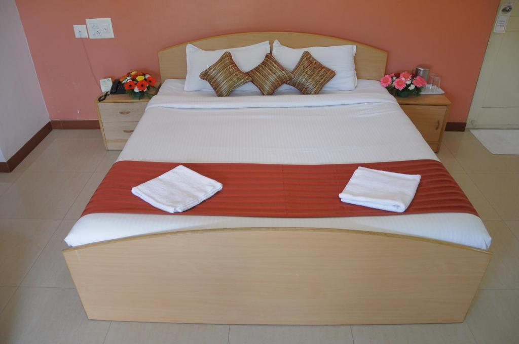 Hotel Le Ruchi The Prince Mysore Exterior photo
