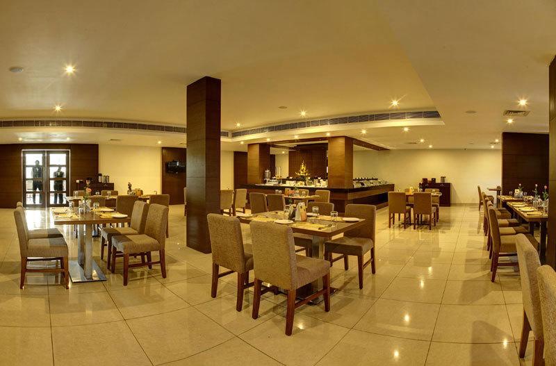 Hotel Le Ruchi The Prince Mysore Exterior photo